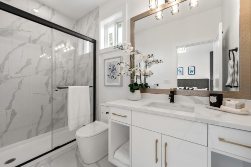 1-122 Eighth Avenue, New Westminster, BC 