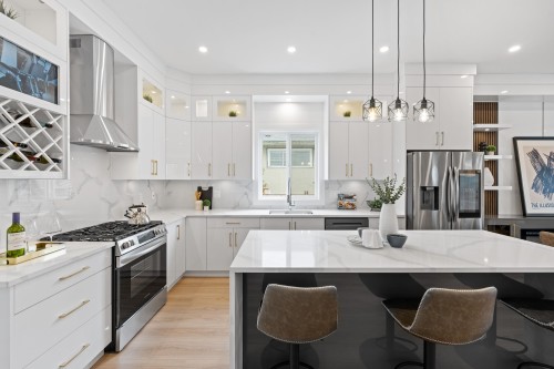 1-122 Eighth Avenue, New Westminster, BC 