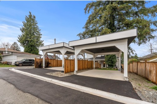 1-122 Eighth Avenue, New Westminster, BC 