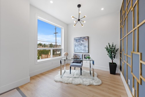 1-122 Eighth Avenue, New Westminster, BC 