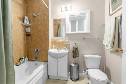 610 Salsbury Drive, Vancouver, BC 