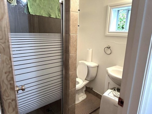 610 Salsbury Drive, Vancouver, BC 