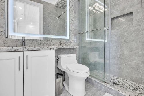 6031 Woodwards Road, Richmond, BC 