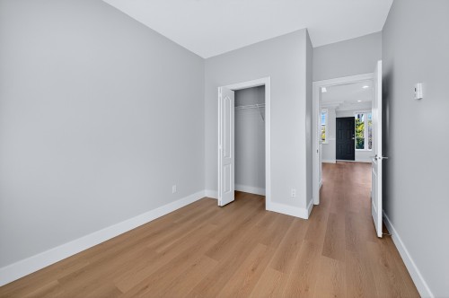 392 63Rd Avenue E, Vancouver, BC 