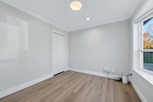 392 63Rd Avenue E, Vancouver, BC 