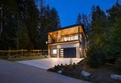 1486 Coast Meridian Road  Coquitlam, BC V3E 0C4