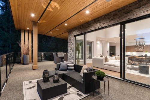 1486 Coast Meridian Road, Coquitlam, BC 