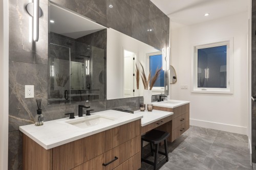 1486 Coast Meridian Road, Coquitlam, BC 