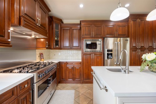 1059 Cornell Avenue, Coquitlam, BC 