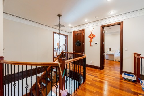 2502 36Th Avenue W, Vancouver, BC 