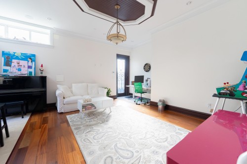 2502 36Th Avenue W, Vancouver, BC 