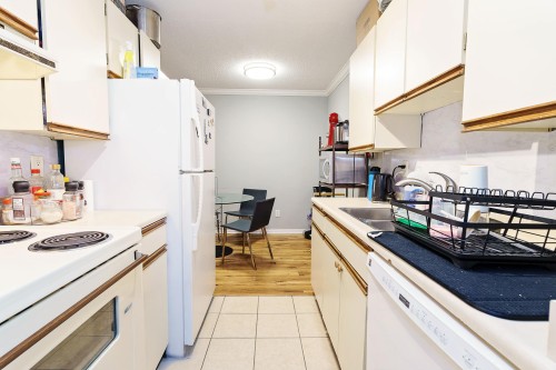 213-1195 Pipeline Road, Coquitlam, BC 