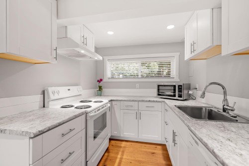 525 Appian Way, Coquitlam, BC 