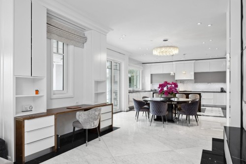 2531 Nelson Avenue, West Vancouver, BC 