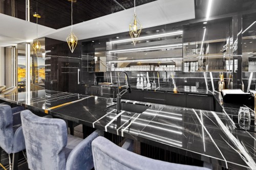 2531 Nelson Avenue, West Vancouver, BC 