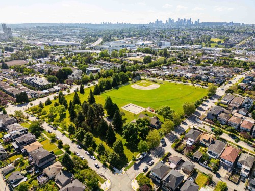 3089 1St Avenue E, Vancouver, BC 