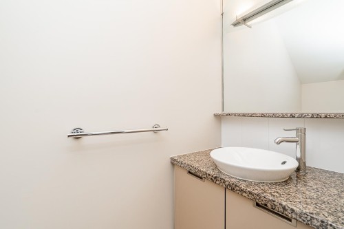 555 Helmcken Street, Vancouver, BC 