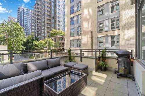 555 Helmcken Street, Vancouver, BC 