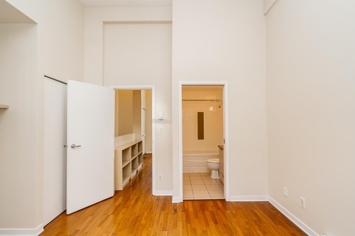 555 Helmcken Street, Vancouver, BC 