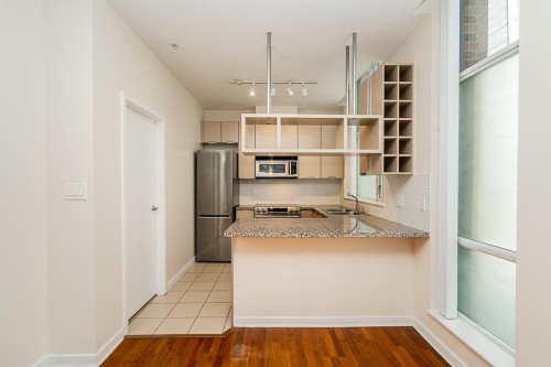 555 Helmcken Street, Vancouver, BC 