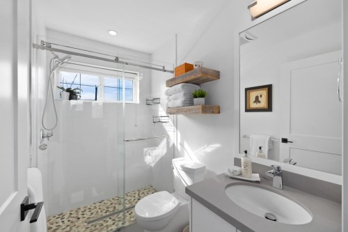 2248 Grant Street, Vancouver, BC 