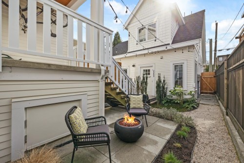 2248 Grant Street, Vancouver, BC 