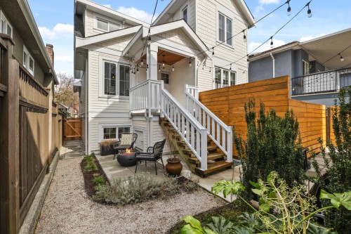 2248 Grant Street, Vancouver, BC 