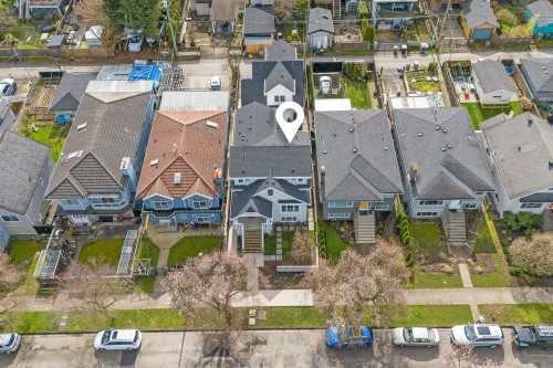 2248 Grant Street, Vancouver, BC 