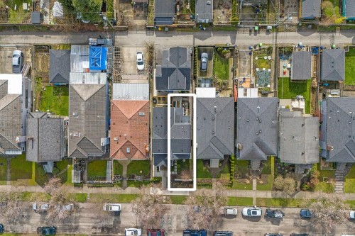 2248 Grant Street, Vancouver, BC 