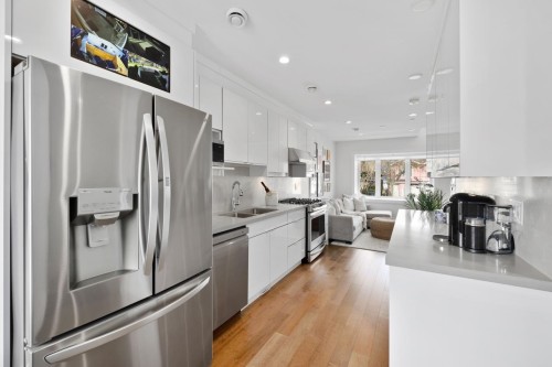 2248 Grant Street, Vancouver, BC 