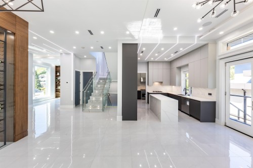 3587 Mayfair Avenue, Vancouver, BC 