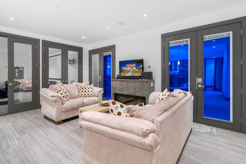 7493 Gatineau Place, Vancouver, BC 