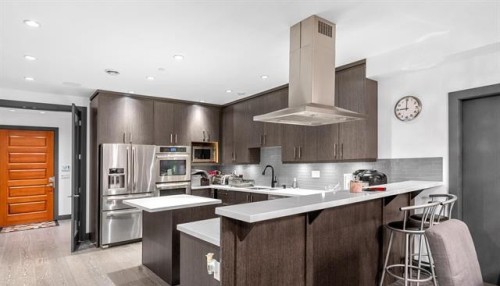 7493 Gatineau Place, Vancouver, BC 