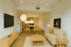 110-2235 Broadway E Vancouver, BC V5N 0J5