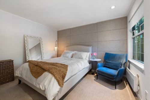 104-925 15Th Avenue W, Vancouver, BC 