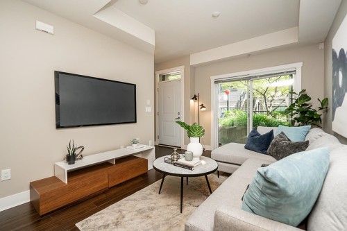 109-828 Royal Avenue  New Westminster, BC V3M 1J9