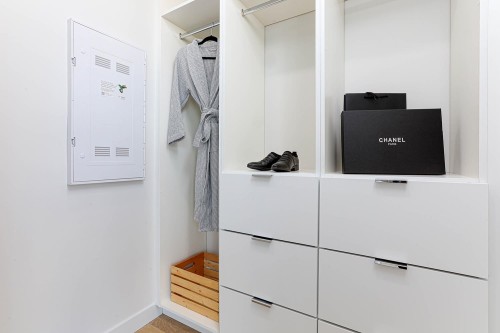 903-239 Keefer Street, Vancouver, BC 