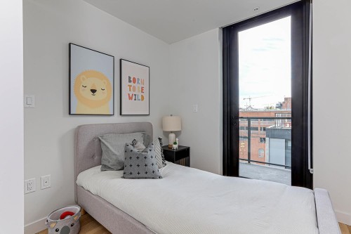 903-239 Keefer Street, Vancouver, BC 