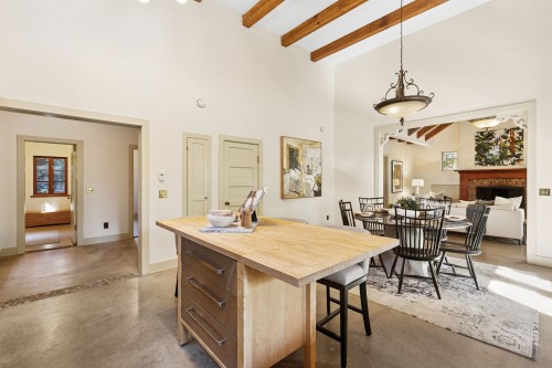 947 22Nd Street, West Vancouver, BC 