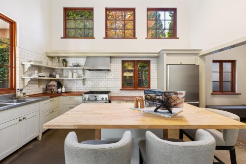 947 22Nd Street, West Vancouver, BC 