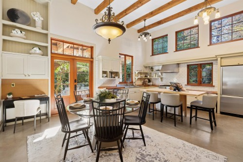 947 22Nd Street, West Vancouver, BC 