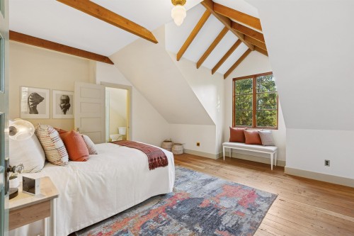 947 22Nd Street, West Vancouver, BC 