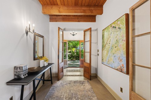 947 22Nd Street, West Vancouver, BC 