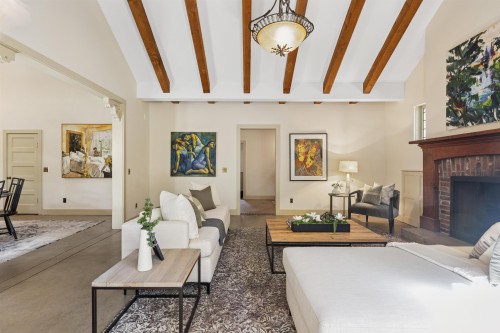 947 22Nd Street, West Vancouver, BC 