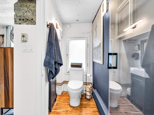 83 Alexander Street, Vancouver, BC 