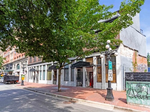 83 Alexander Street, Vancouver, BC 