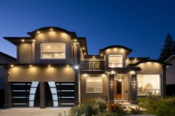 1211 Foster Avenue  Coquitlam, BC V3J 2M8