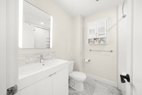 4707 Cedarglen Place, Burnaby, BC 