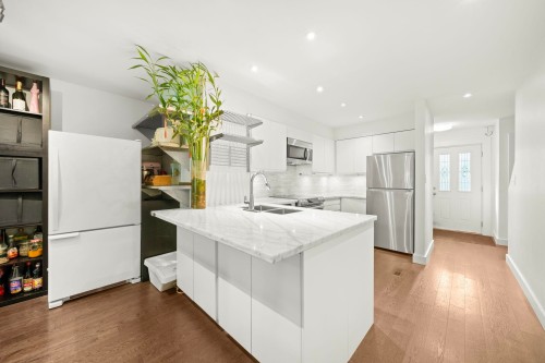 4707 Cedarglen Place, Burnaby, BC 