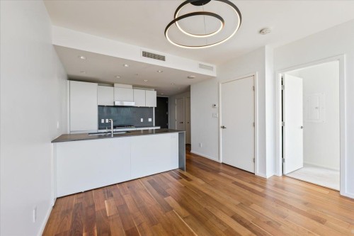 1507-8555 Granville Street, Vancouver, BC 